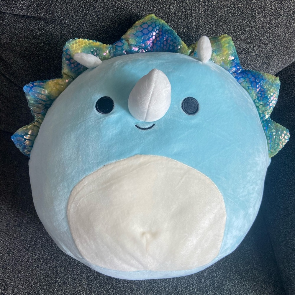 NWT Malik the Triceratops Squishmallow 16 in